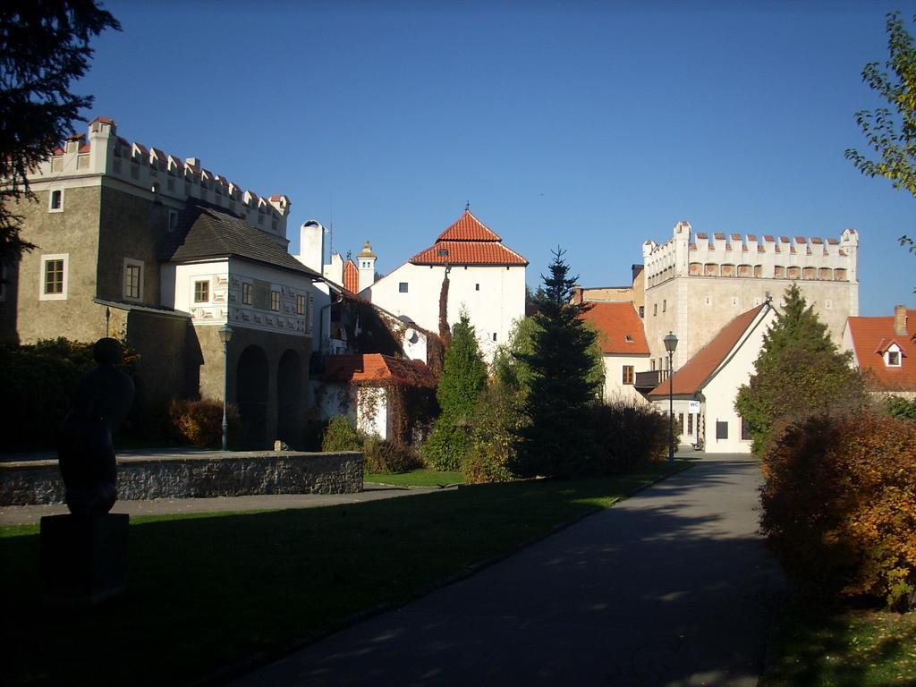 Hotel Parkan Прахатіце Екстер'єр фото