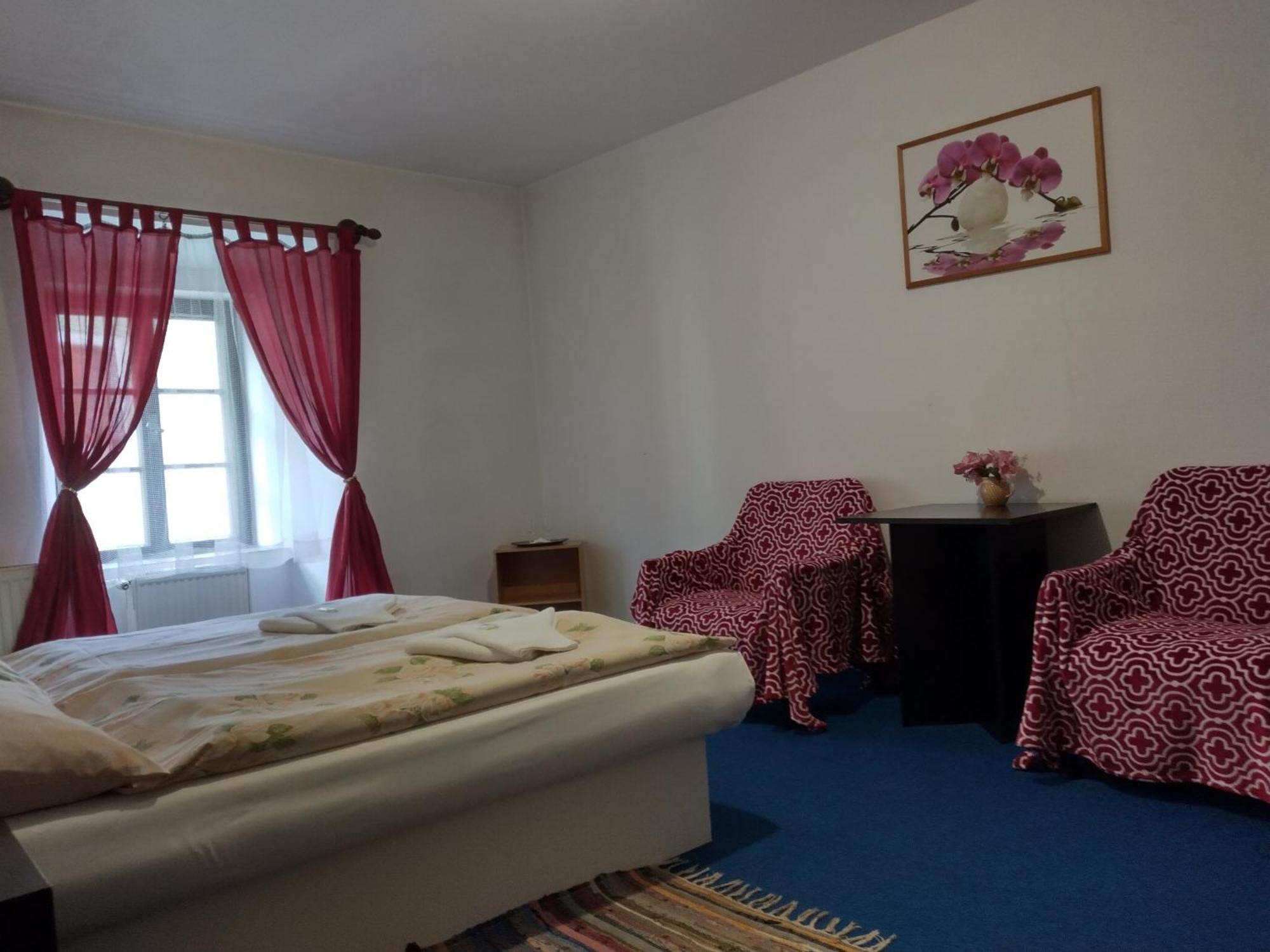 Hotel Parkan Прахатіце Екстер'єр фото