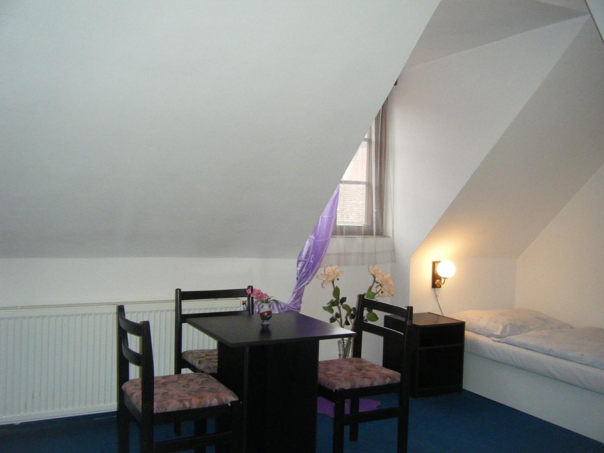 Hotel Parkan Прахатіце Номер фото