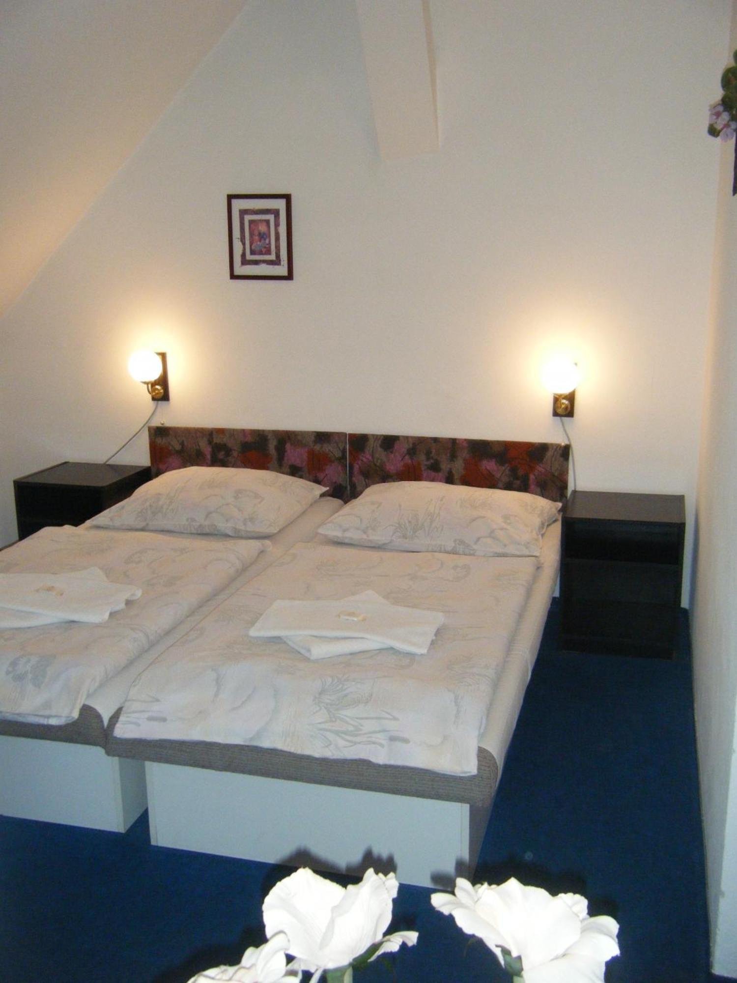 Hotel Parkan Прахатіце Номер фото