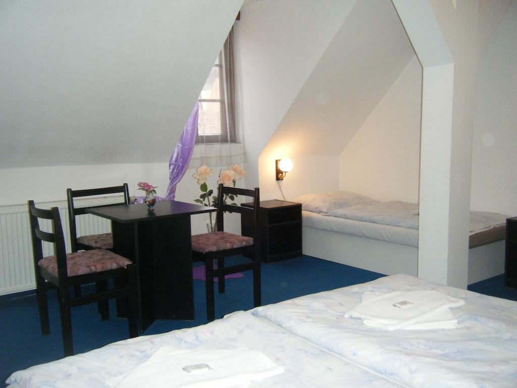 Hotel Parkan Прахатіце Номер фото